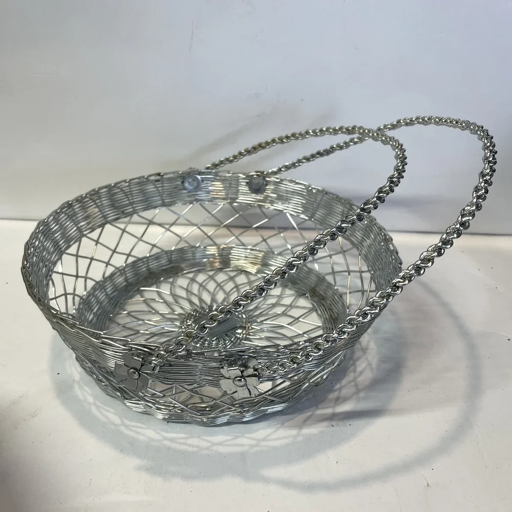 Glasbake White Milk Glass Covered Casserole Dish Metal Carry Basket USA‎ Japan